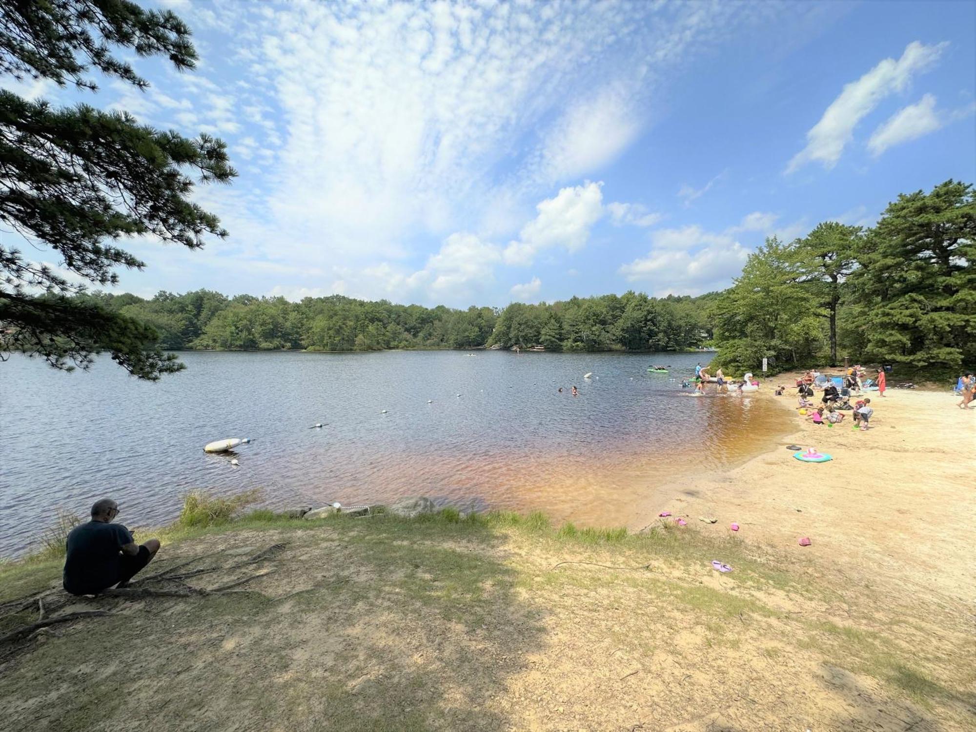 Wow!! Ultimate Pocono Retreat, Hot Tub, Game Room, Deck, Lakes, Skiing, Pools Long Pond Esterno foto