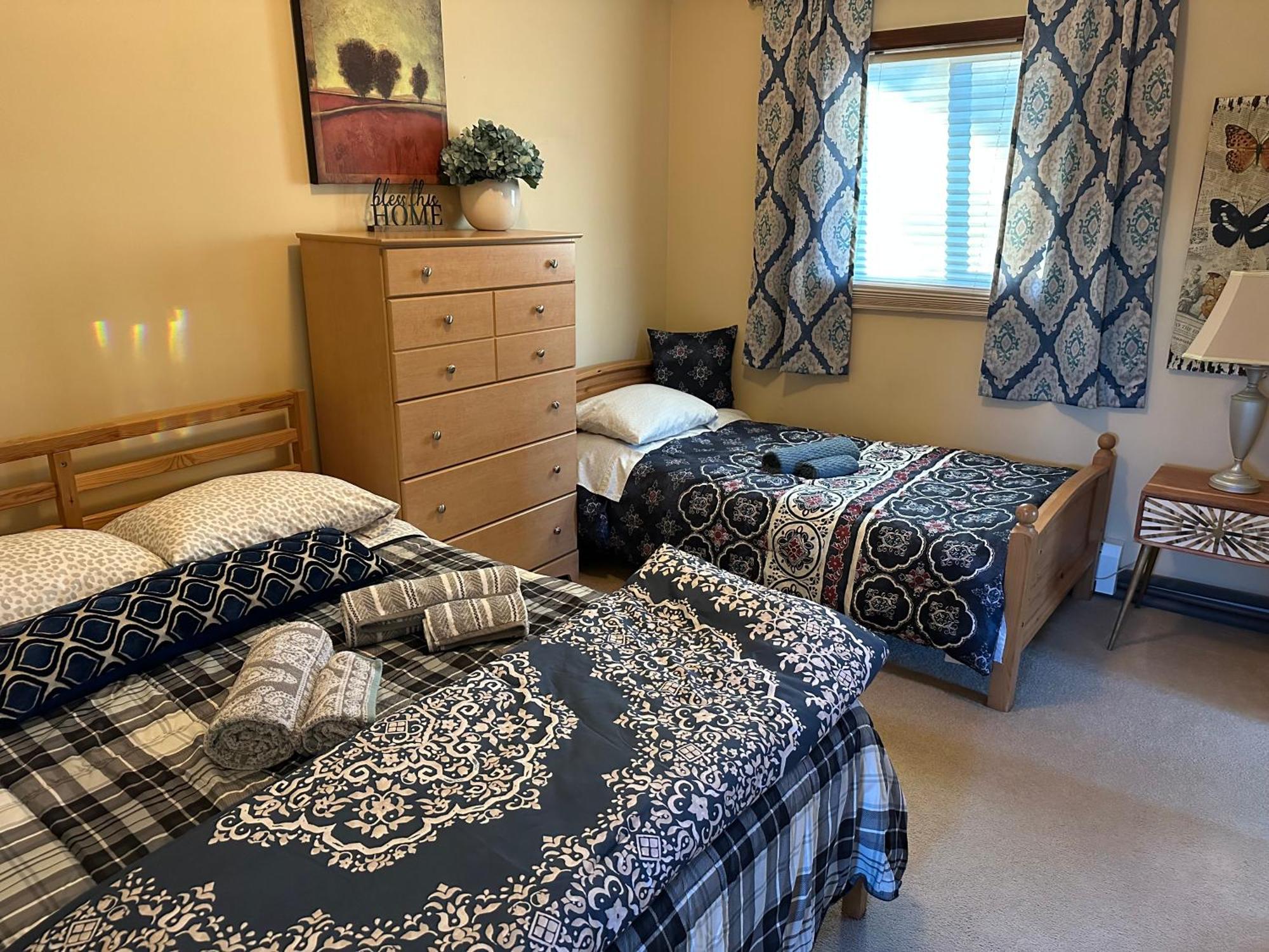Wow!! Ultimate Pocono Retreat, Hot Tub, Game Room, Deck, Lakes, Skiing, Pools Long Pond Esterno foto